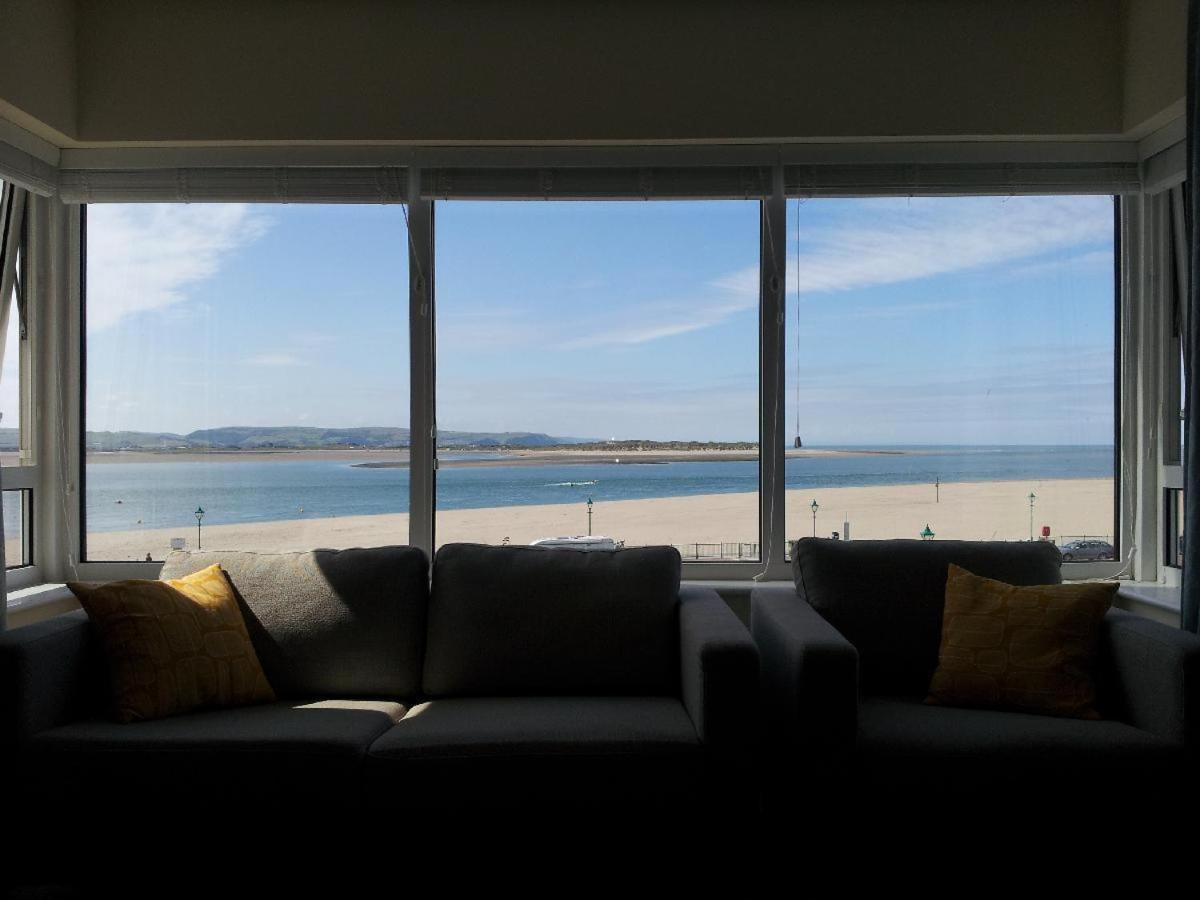 Lovely Seafront 2 Bedroom Apartment 4 Aberdyfi Buitenkant foto