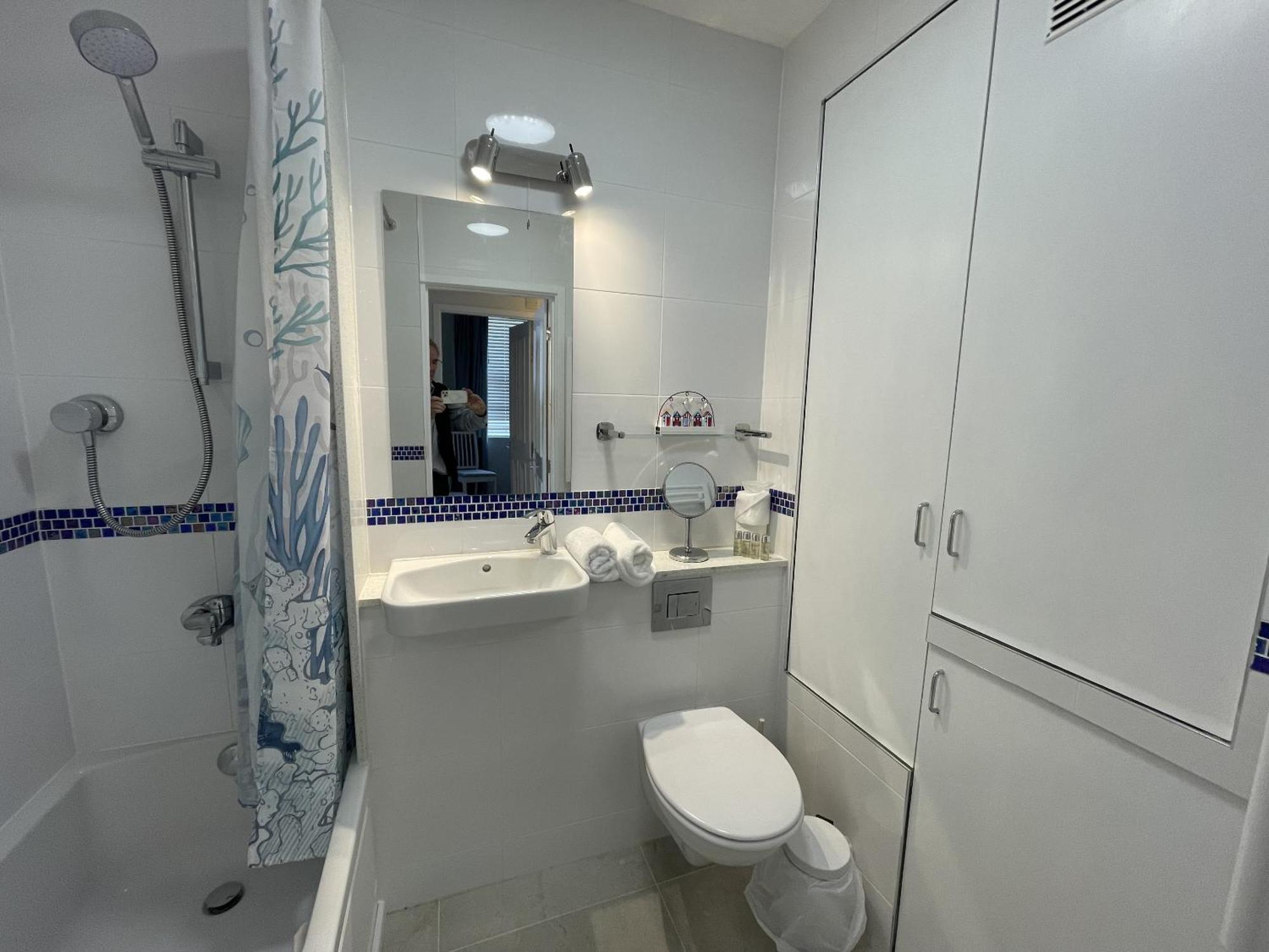Lovely Seafront 2 Bedroom Apartment 4 Aberdyfi Buitenkant foto